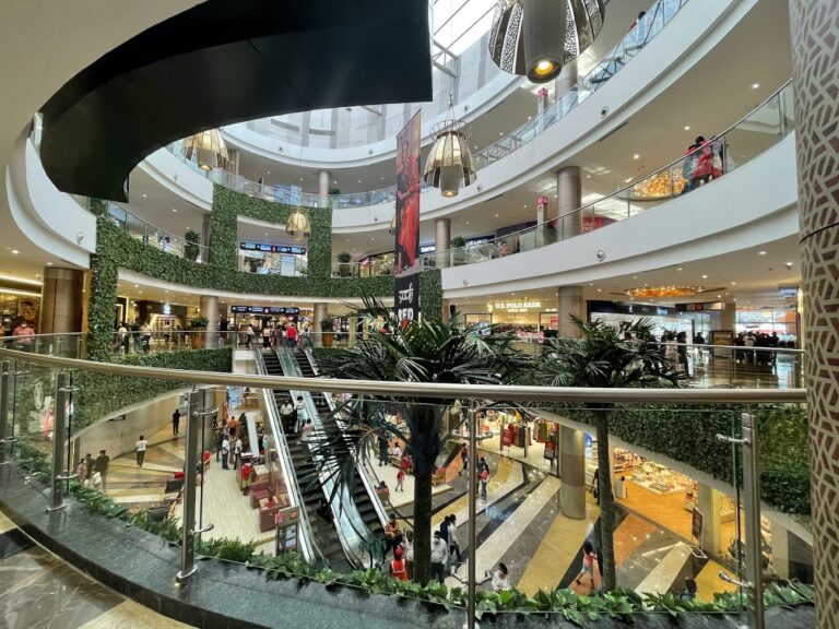 Phoenix Market City: